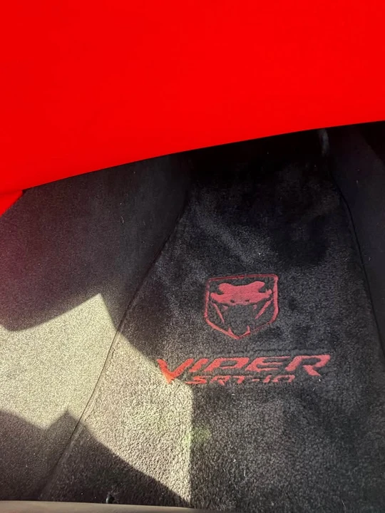 2005 Dodge Viper 3rd Gen - Image 12 of 14