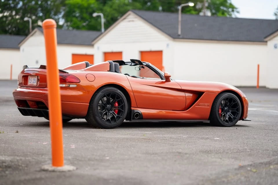 2005 Dodge Viper 3rd Gen - Image 9 of 19