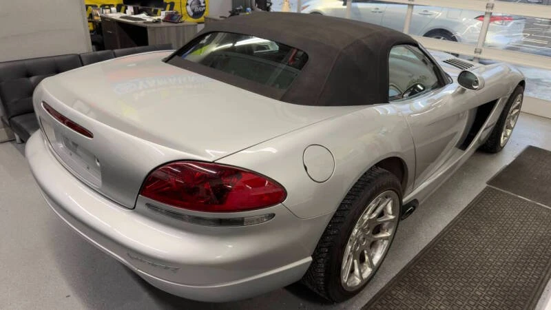 2005 Dodge Viper 3rd Gen - Image 6 of 20