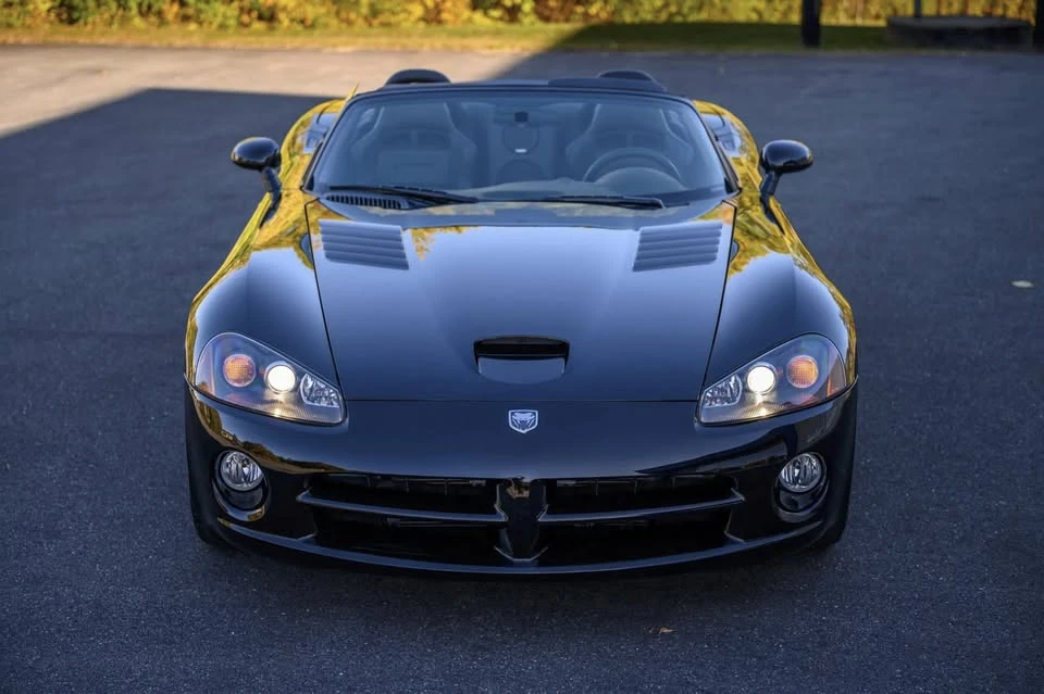 2005 Dodge Viper 4th Gen - Image 3 of 5