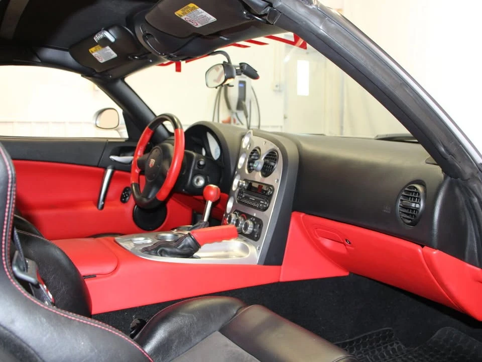 2005 Dodge Viper 3rd Gen - Image 8 of 20