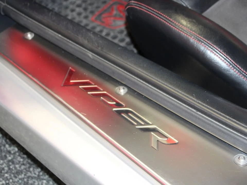 2005 Dodge Viper 3rd Gen - Image 15 of 20