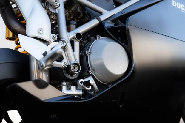 2005 Ducati 749 - Image 5 of 6