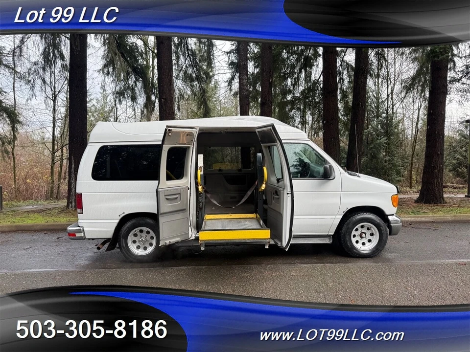 2005 Ford Econoline Van - Image 3 of 4