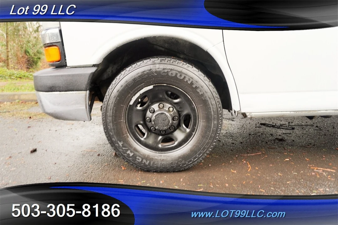 2005 Chevrolet Express - Image 3 of 4