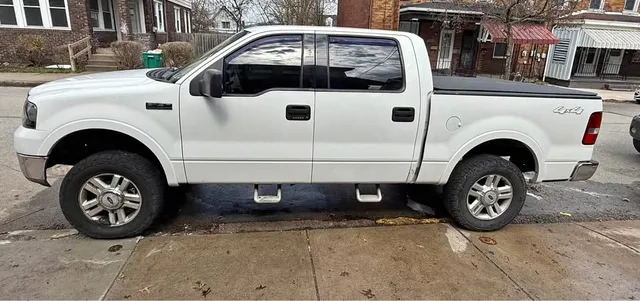 2005 Ford F-150 Lariat