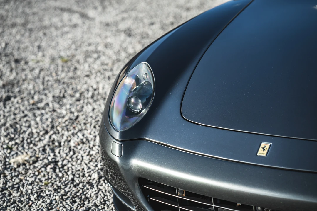 2005 Ferrari 612 - Image 26 of 31