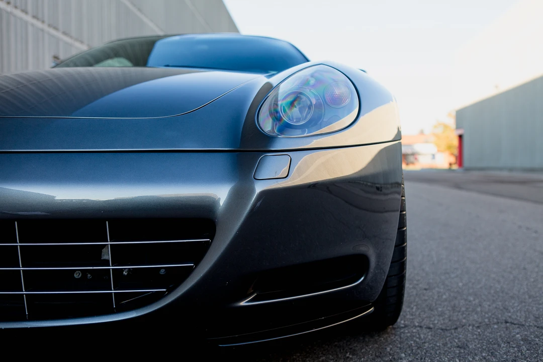 2005 Ferrari 612 - Image 26 of 31
