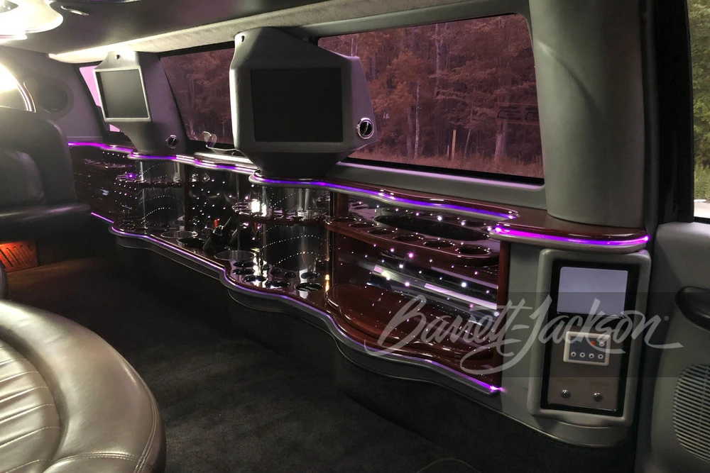 2005 Ford Excursion - Image 9 of 12