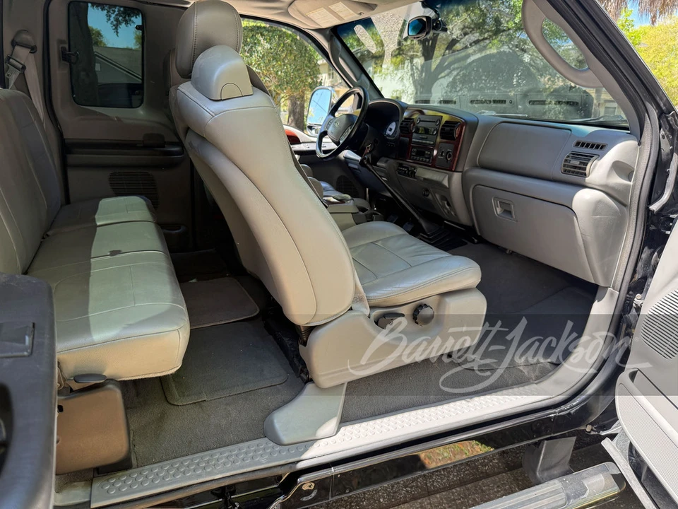 2005 Ford F-Series - Image 15 of 31