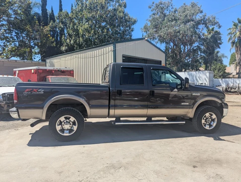 2005 Ford Super Duty 1st Gen - Image 9 of 20