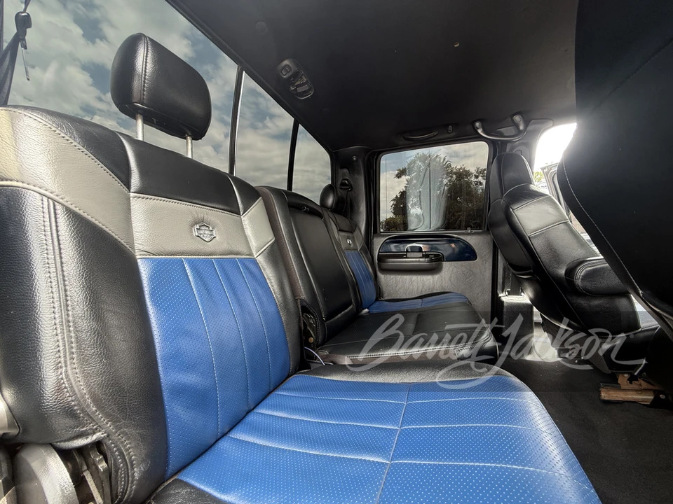 2005 Ford Super Duty 1st Gen - Image 15 of 30