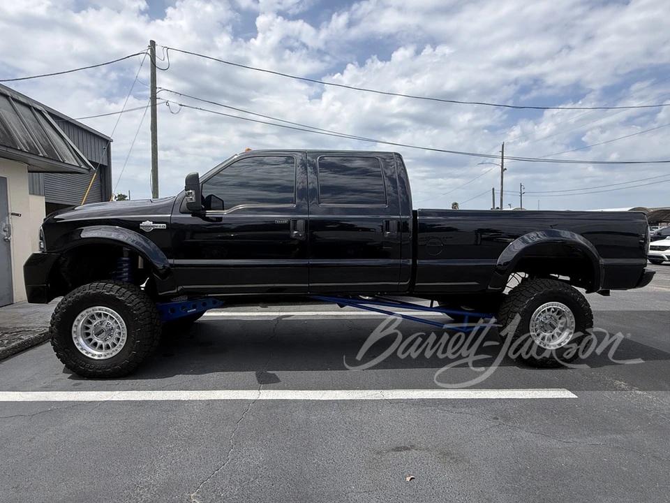 2005 Ford Super Duty 1st Gen - Image 2 of 30