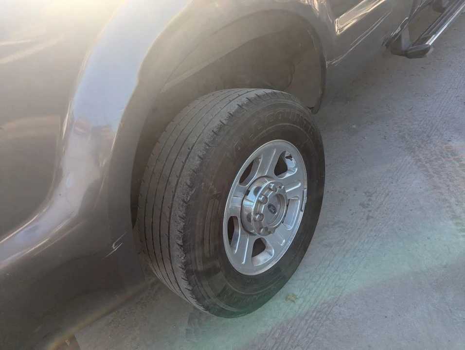 2005 Ford Super Duty 1st Gen - Image 6 of 17