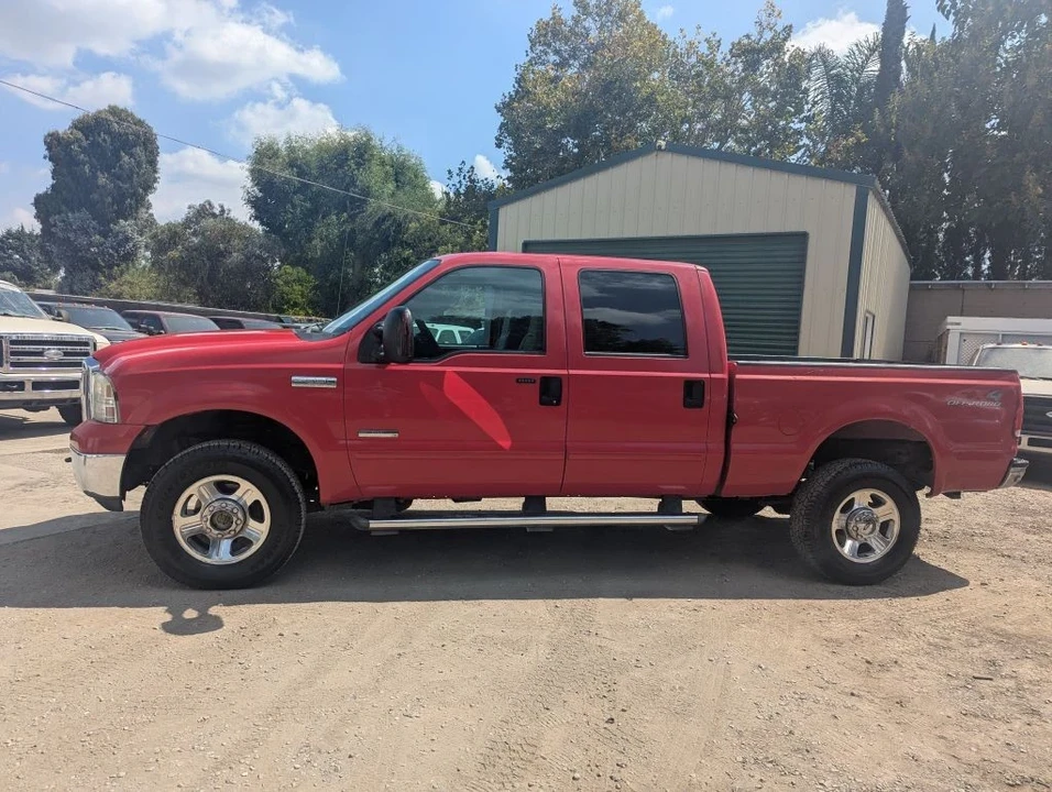 2005 Ford Super Duty 1st Gen - Image 2 of 18