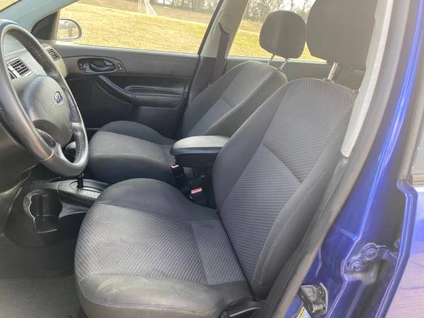 2005 Ford Focus 2nd Gen - Image 11 of 13