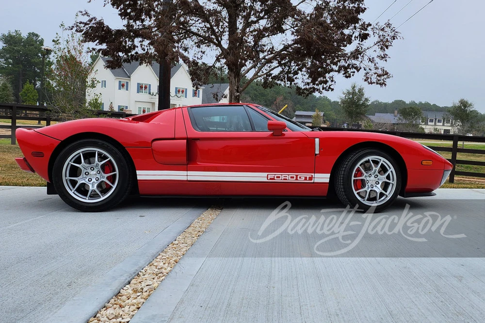 2005 Ford GT 1st Gen - Image 16 of 31