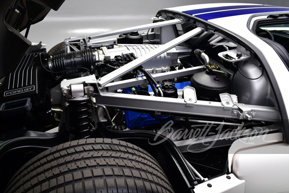 2005 Ford GT 1st Gen - Image 9 of 31