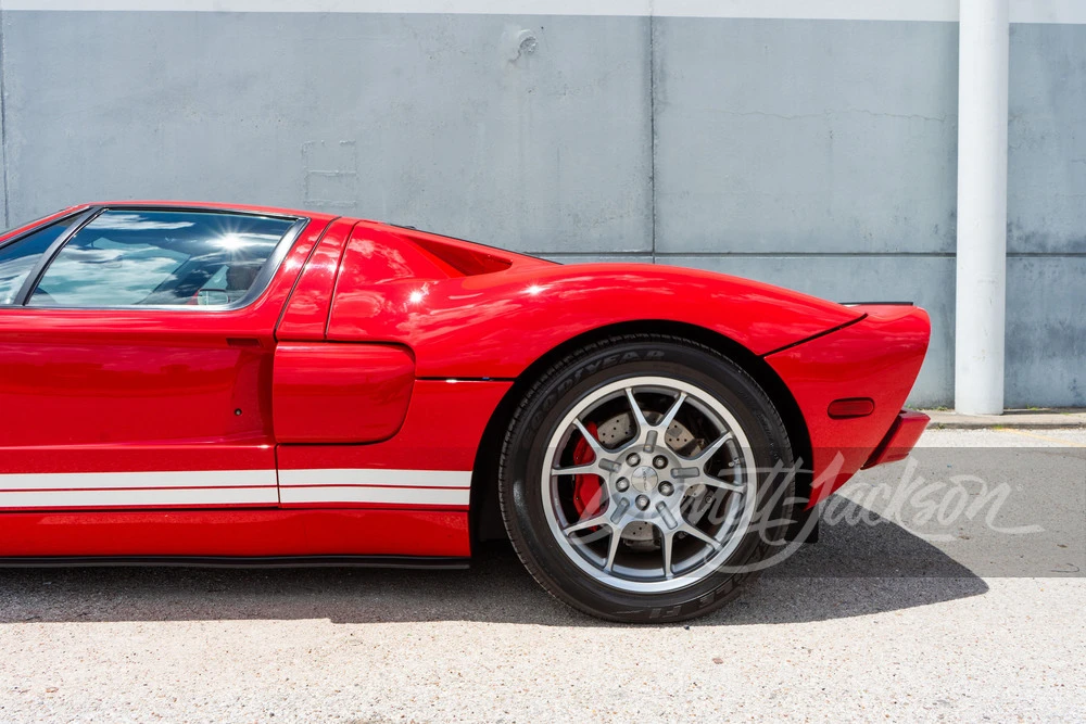 2005 Ford GT 1st Gen - Image 15 of 25