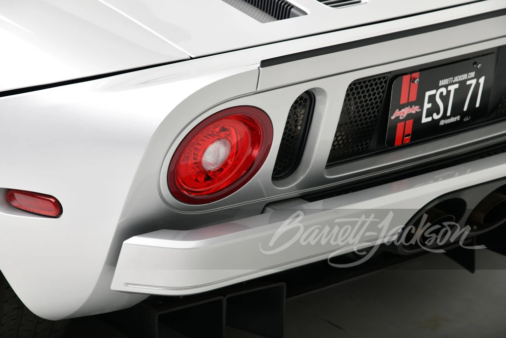 2005 Ford GT 1st Gen - Image 16 of 31