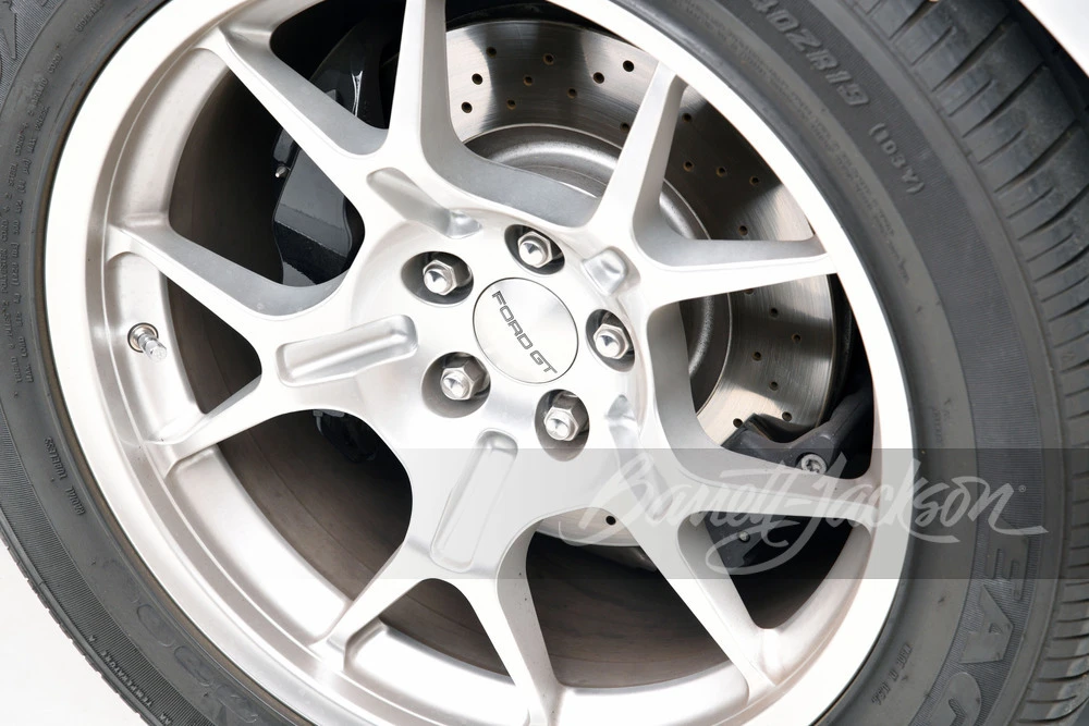 2005 Ford GT 1st Gen - Image 18 of 31