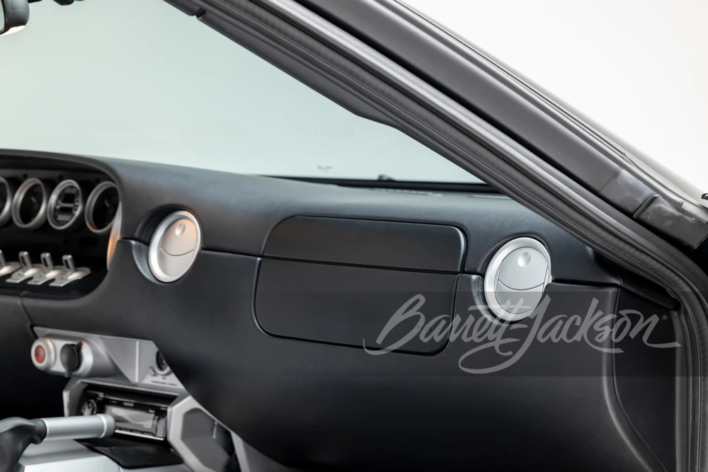 2005 Ford GT 1st Gen - Image 22 of 31