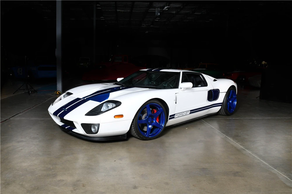 2005 Ford GT 1st Gen - Image 2 of 5