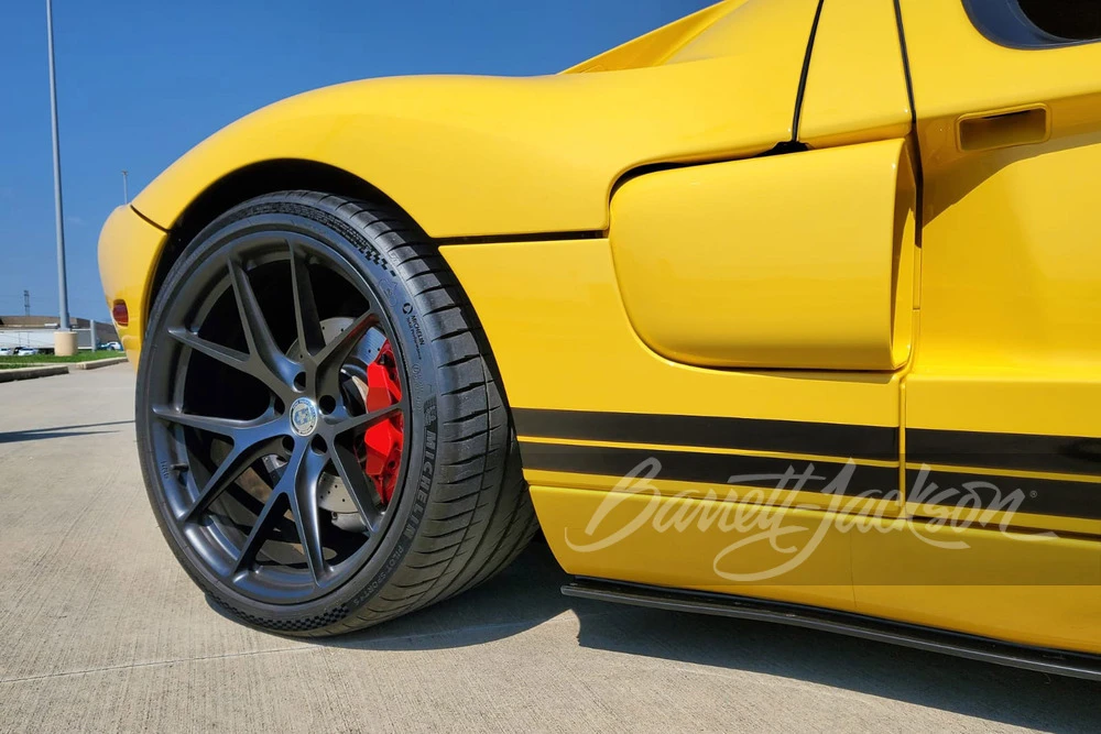 2005 Ford GT 1st Gen - Image 23 of 31
