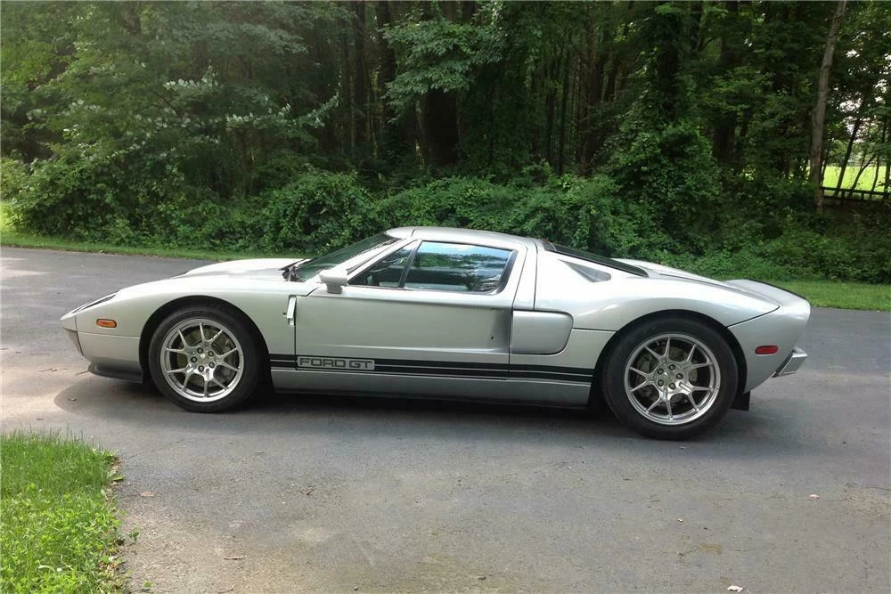 2005 Ford GT 1st Gen - Image 4 of 4