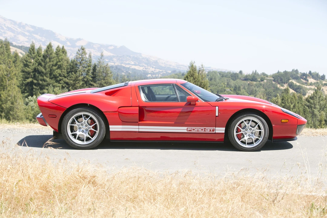 2005 Ford GT 1st Gen - Image 24 of 31