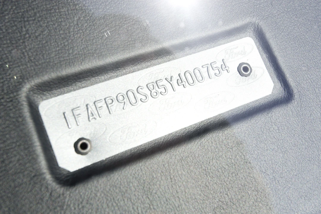 2005 Ford GT 1st Gen - Image 16 of 31