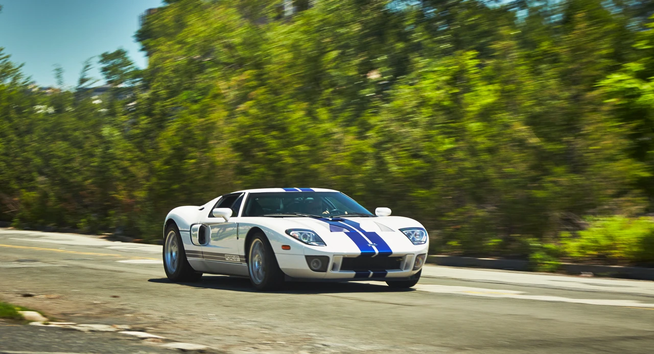 2005 Ford GT 1st Gen - Image 19 of 31
