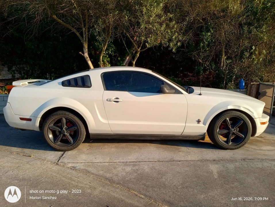 2005 Ford S197 Mustang - Image 2 of 7