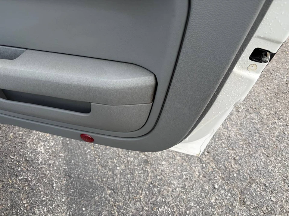 2005 Ford S197 Mustang - Image 14 of 15