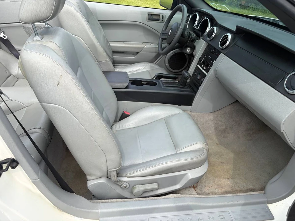 2005 Ford S197 Mustang - Image 12 of 15