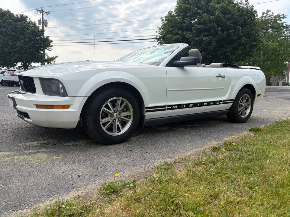 2005 Ford S197 Mustang - Image 5 of 15