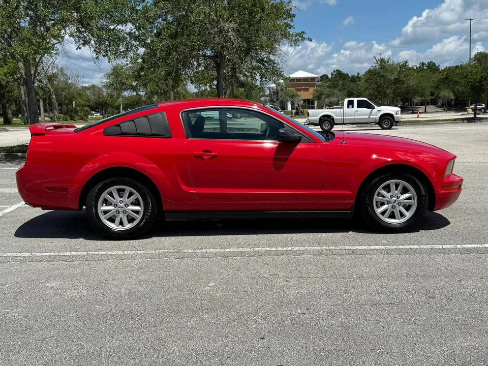 2005 Ford S197 Mustang - Image 11 of 21