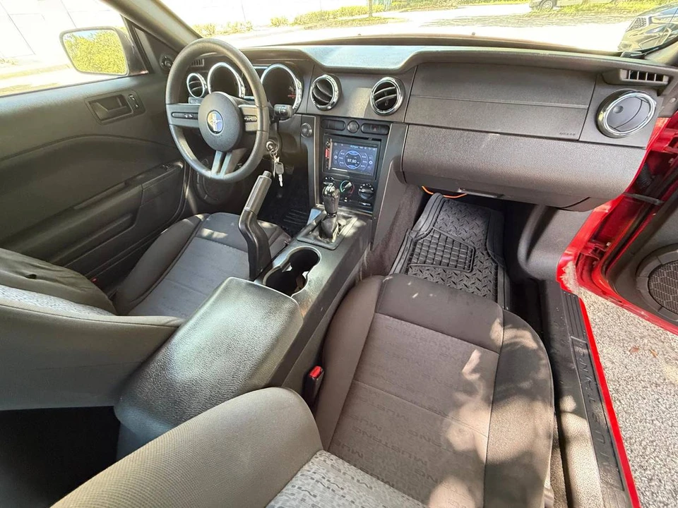 2005 Ford S197 Mustang - Image 17 of 21