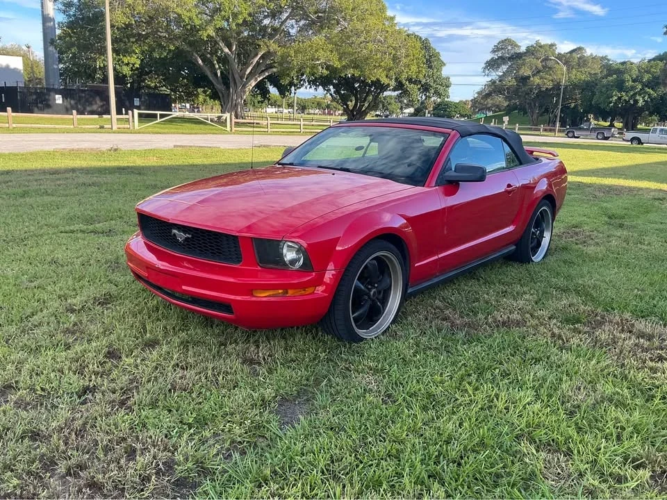 2005 Ford S197 Mustang - Image 2 of 13