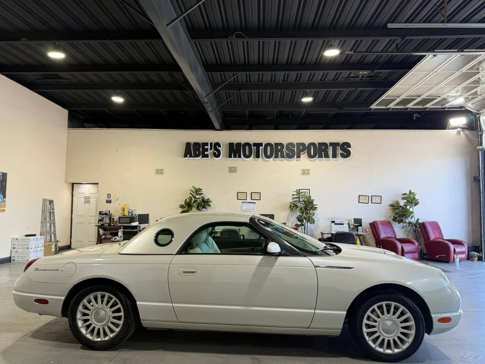 2005 Ford Thunderbird 11th Gen - Image 4 of 16