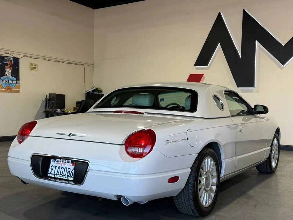 2005 Ford Thunderbird 11th Gen - Image 6 of 16