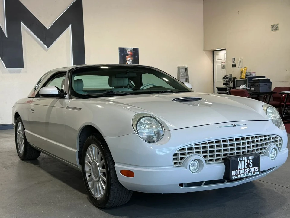 2005 Ford Thunderbird 11th Gen - Image 2 of 16