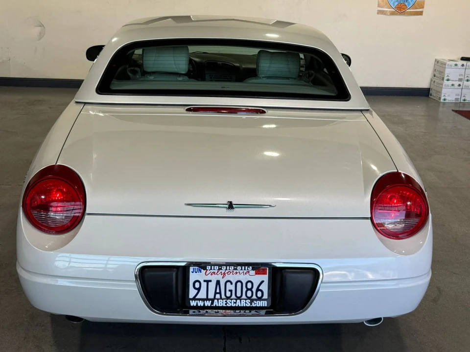 2005 Ford Thunderbird 11th Gen - Image 8 of 16