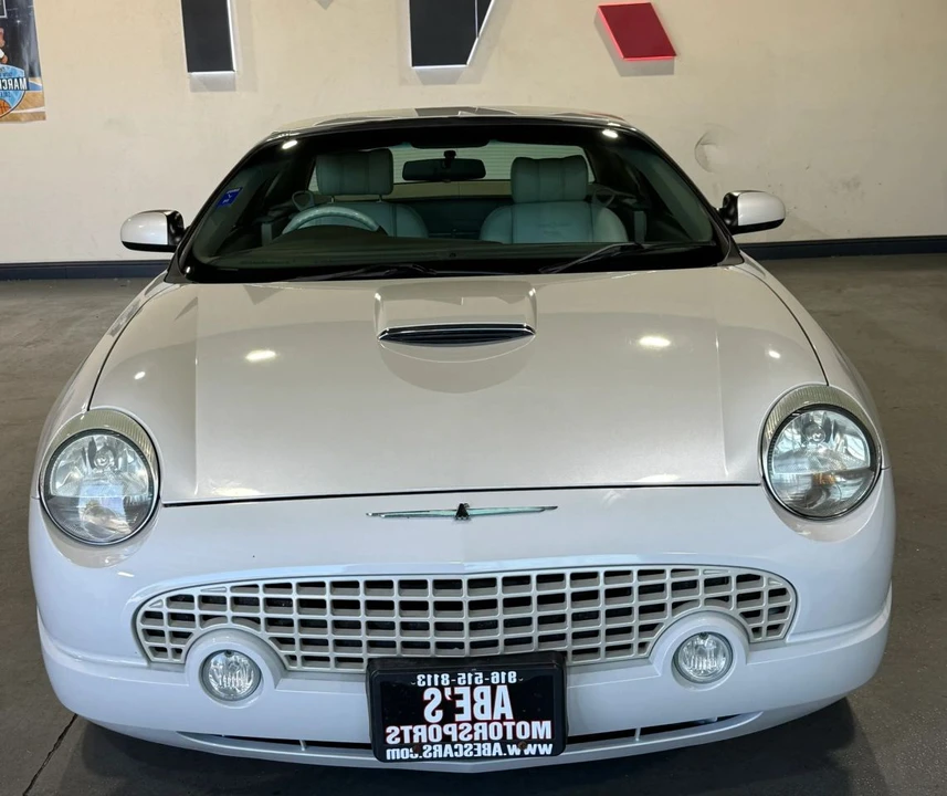 2005 Ford Thunderbird 11th Gen - Image 3 of 16