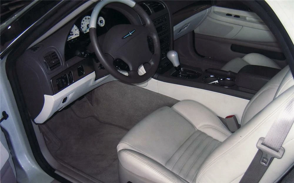 2005 Ford Thunderbird 11th Gen - Image 4 of 5