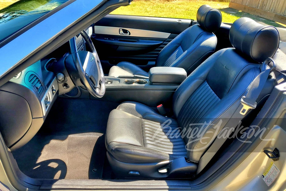 2005 Ford Thunderbird 11th Gen - Image 3 of 24