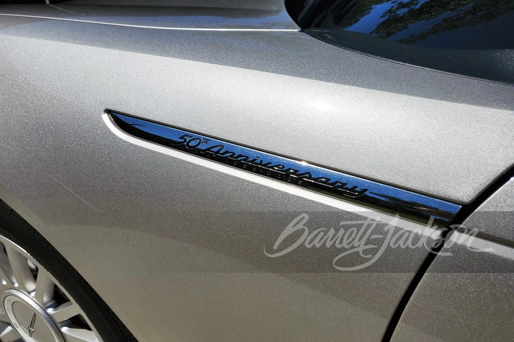 2005 Ford Thunderbird 11th Gen - Image 9 of 24