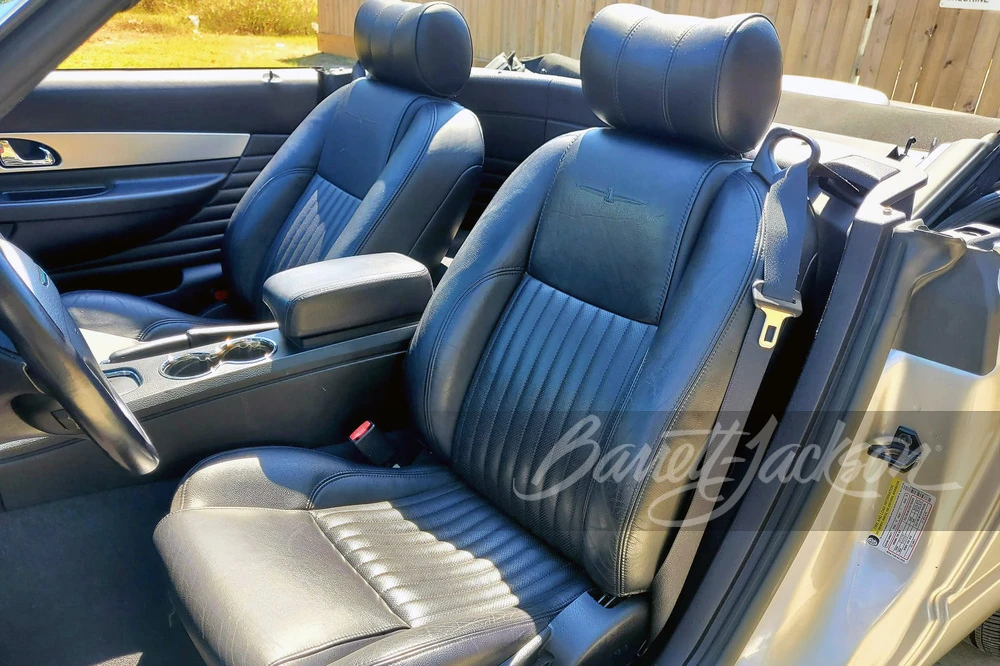 2005 Ford Thunderbird 11th Gen - Image 11 of 24