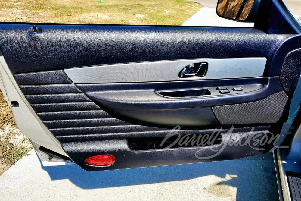 2005 Ford Thunderbird 11th Gen - Image 20 of 24