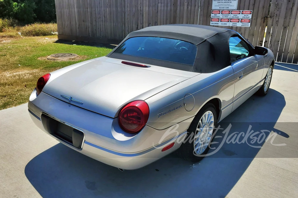2005 Ford Thunderbird 11th Gen - Image 23 of 24